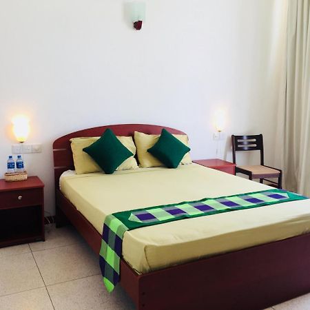 Aqua Marine Beach Resort Пасикуда Экстерьер фото
